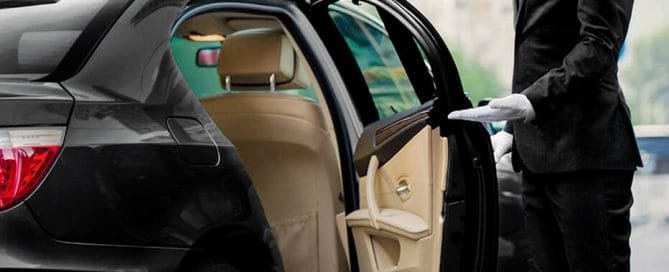 luxury airport limo